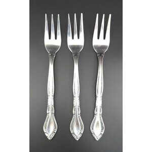 Vintage Korea Rogers Auberge Stainless Steel Forks Set Of 3 Ornate design